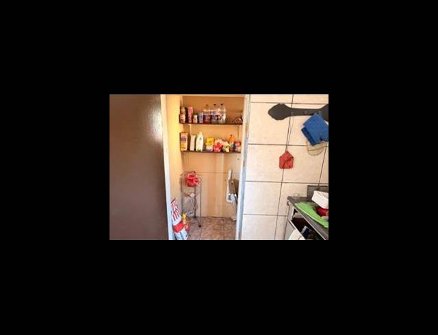 4 BEDROOM HOUSE FOR SALE IN NORKEM PARK